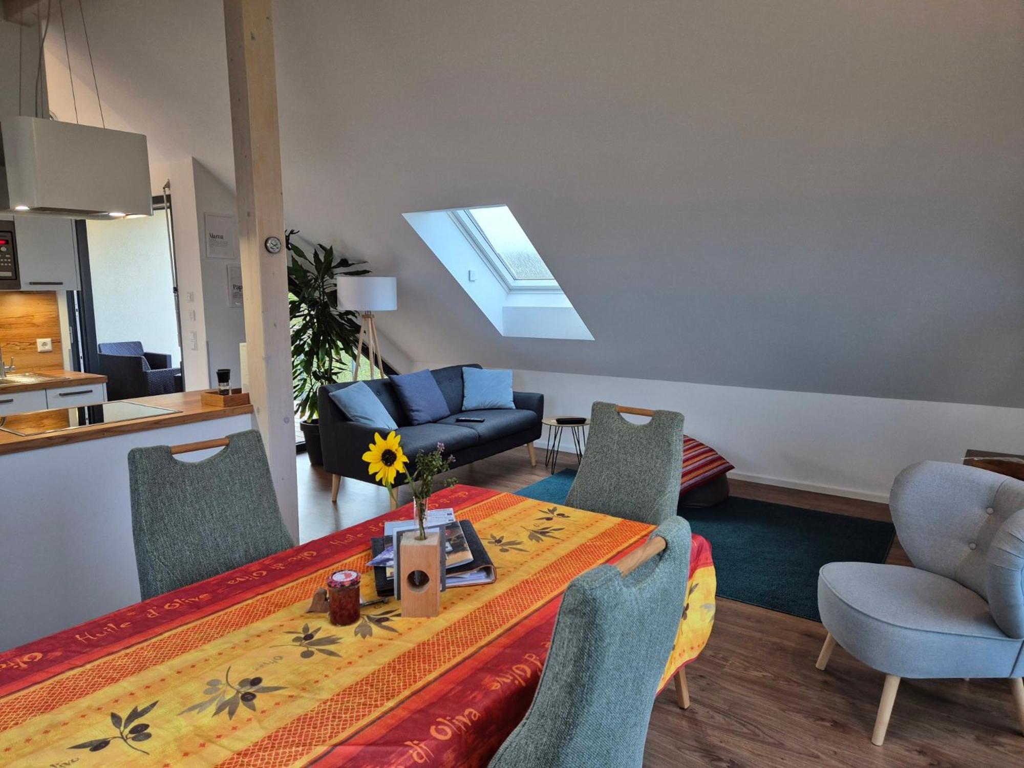 Gaestehaus Casa Luna - Paradiesische Ferienwohnungen Am Kaiserstuhl! Bischoffingen ภายนอก รูปภาพ